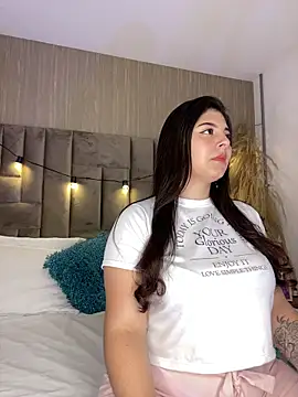 Snapshot of MiiaGreys chatting on February 2026 08:14:02 PM MiiaGreys online show from February 2026 08:14:02 PM