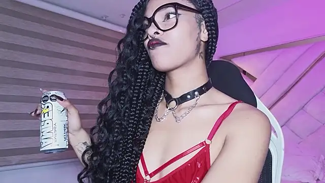 mia gatesvg online show from February 2026 03:02:02 AM