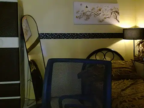 EnviousMaddie online show from March 2026 12:01:02 AM