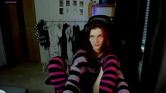 iceseeker2 online show from April 2026 06:00:02 AM