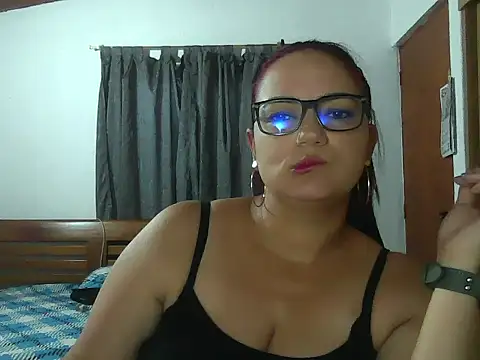 Snapshot of Roja_tentacion chatting on April 2026 06:31:02 PM Roja tentacion online show from April 2026 06:31:02 PM