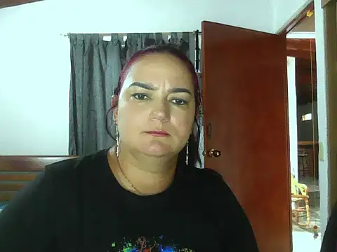 Snapshot of Roja_tentacion chatting on April 2026 08:37:01 PM Roja tentacion online show from April 2026 08:37:01 PM