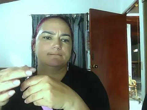 Snapshot of Roja_tentacion chatting on April 2026 08:57:02 PM Roja tentacion online show from April 2026 08:57:02 PM