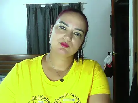 Snapshot of Roja_tentacion chatting on May 2026 12:52:02 AM Roja tentacion online show from May 2026 12:52:02 AM