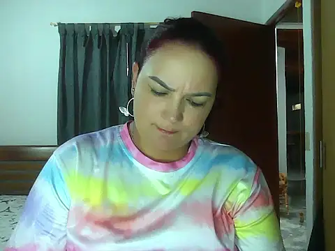 Snapshot of Roja_tentacion chatting on May 2026 09:11:02 PM Roja tentacion online show from May 2026 09:11:02 PM