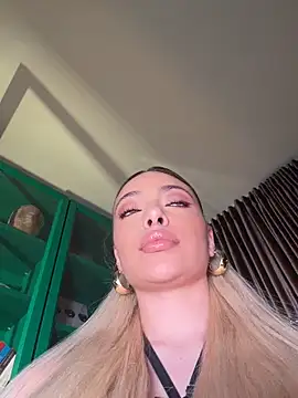 Snapshot of Ginevrafedez chatting on February 2026 02:30:01 AM Ginevrafedez online show from February 2026 02:30:01 AM