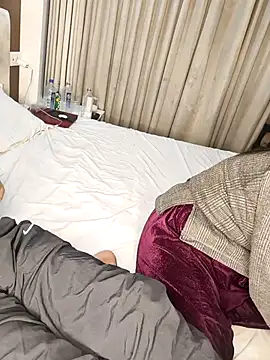 catstar143 online show from February 2026 04:56:02 PM