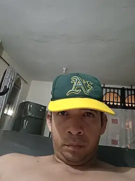 paladito01 online show from April 2026 06:05:02 AM