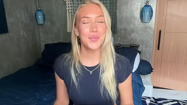 Snapshot of livsslife chatting on February 2026 03:15:01 AM livsslife online show from February 2026 03:15:01 AM