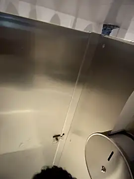 liam bronw online show from April 2026 06:08:02 PM