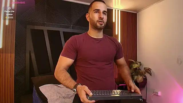 lorenzo walker 1 online show from February 2026 06:19:01 PM