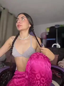 Stormi th online show from April 2026 01:38:01 AM