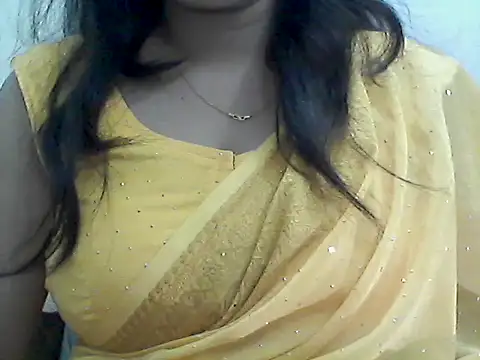 Snapshot of _Daisy chatting on May 2026 01:05:02 PM Daisy online show from May 2026 01:05:02 PM