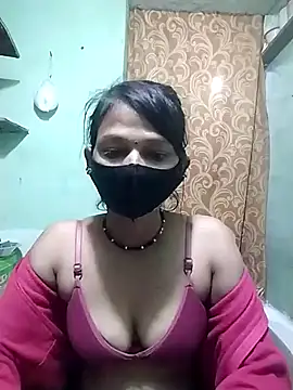 Snapshot of Miss__soniya106 chatting on February 2026 05:30:01 PM Miss soniya106 online show from February 2026 05:30:01 PM