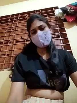 Snapshot of queenneha69 chatting on May 2026 05:18:01 PM queenneha69 online show from May 2026 05:18:01 PM