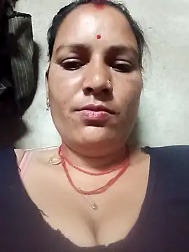 Snapshot of Hot_hiuj chatting on April 2026 11:21:03 PM Hot hiuj online show from April 2026 11:21:03 PM