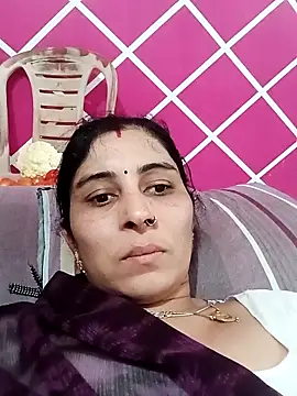 Snapshot of Hot_ree85 chatting on March 2026 11:17:02 AM Hot ree85 online show from March 2026 11:17:02 AM