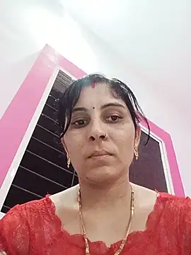 Snapshot of Hot_ree85 chatting on June 2026 10:03:02 AM Hot ree85 online show from June 2026 10:03:02 AM