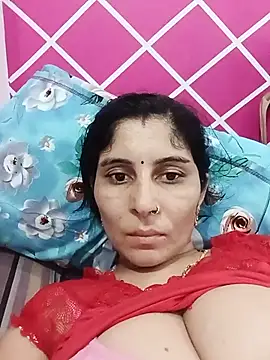 Snapshot of Hot_ree85 chatting on June 2026 03:55:01 AM Hot ree85 online show from June 2026 03:55:01 AM