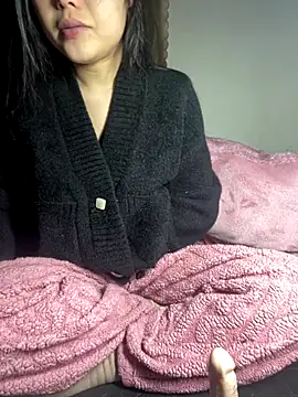 lealia699 online show from January 2026 08:28:02 AM