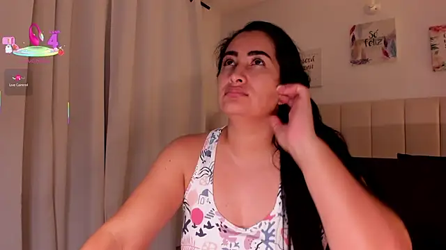 KiimDesire online show from April 2026 03:18:01 AM