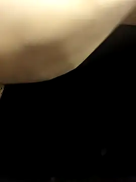 Xiaoyue001 online show from February 2026 12:21:01 PM