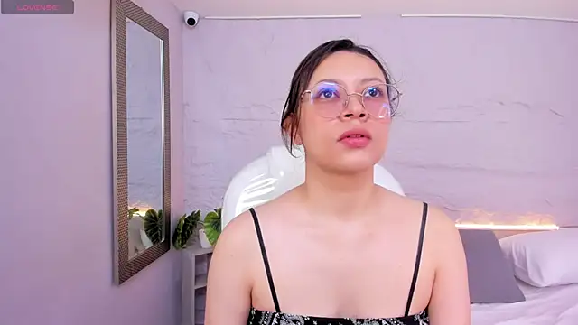 lanna 18  online show from June 2026 11:45:02 AM