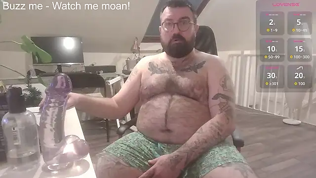 Snapshot of chriscubxxx chatting on January 2026 09:41:01 PM chriscubxxx online show from January 2026 09:41:01 PM