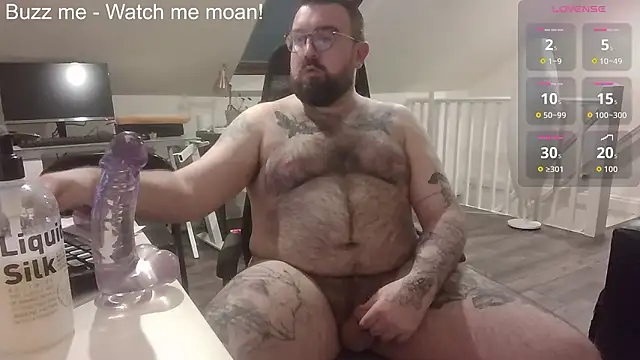 Snapshot of chriscubxxx chatting on February 2026 07:39:01 PM chriscubxxx online show from February 2026 07:39:01 PM