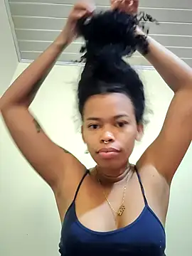 Snapshot of shenna_brunette chatting on February 2026 03:30:02 PM shenna brunette online show from February 2026 03:30:02 PM