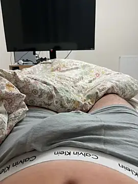 hrnylad 55 online show from April 2026 08:01:02 PM