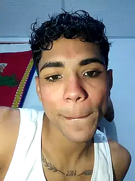 Snapshot of Wild_and_Sweets chatting on January 2026 11:30:02 PM Wild and Sweets online show from January 2026 11:30:02 PM