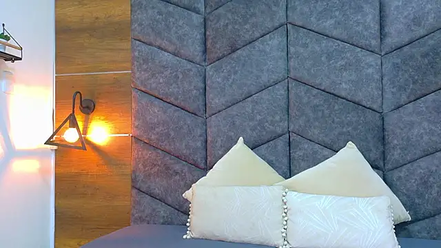 AmberStonne   online show from February 2026 02:51:01 AM