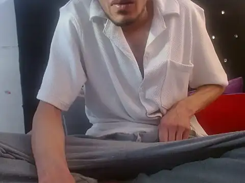 Calientes96 online show from February 2026 10:08:02 PM