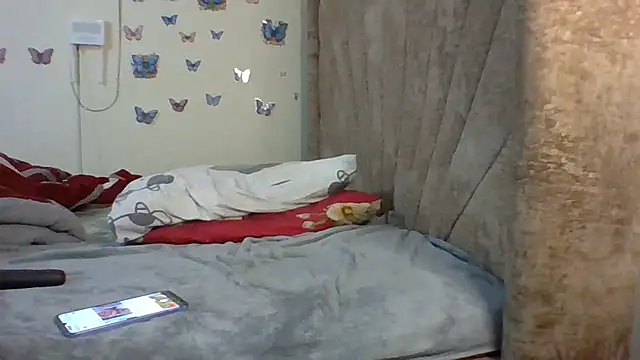 smily sophia online show from February 2026 04:54:01 AM