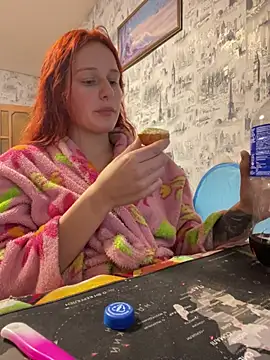 Lily Viola online show from March 2026 05:09:02 PM