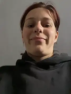 Lily Viola online show from May 2026 05:26:01 AM