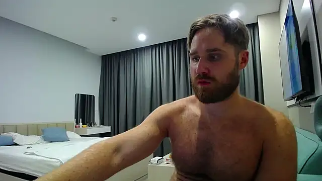 LorenzoLux online show from April 2026 04:48:02 PM