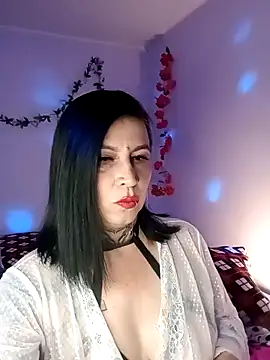 Casandramillf online show from March 2026 07:28:02 PM