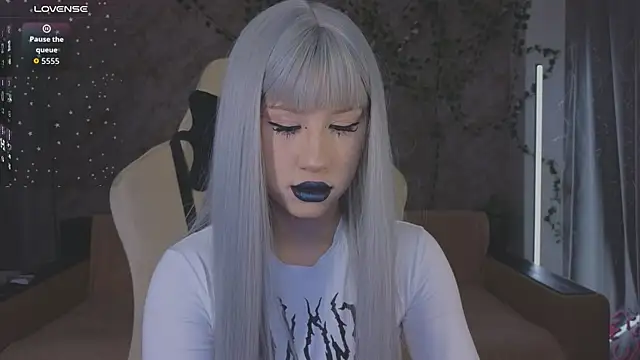 Necucubi02 online show from April 2026 09:26:02 PM