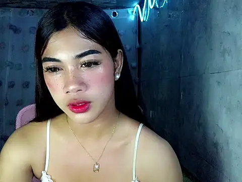 Snapshot of Margalona_ chatting on April 2026 07:55:02 PM Margalona online show from April 2026 07:55:02 PM