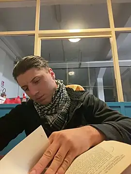 allee2206 online show from March 2026 09:59:01 PM