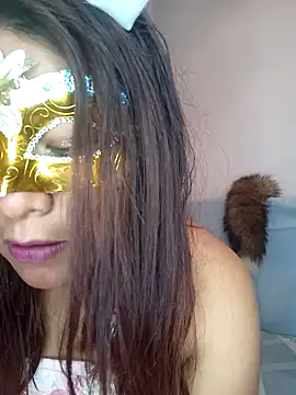 Snapshot of Zuley_foxi chatting on February 2026 03:03:02 AM Zuley foxi online show from February 2026 03:03:02 AM