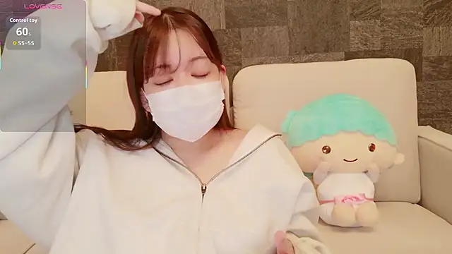 Snapshot of Mayu_000 chatting on April 2026 08:20:02 PM Mayu 000 online show from April 2026 08:20:02 PM