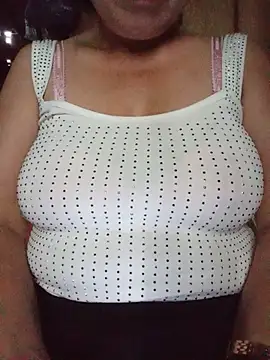 Snapshot of Agnes-baby chatting on June 2026 10:25:02 AM Agnes-baby online show from June 2026 10:25:02 AM