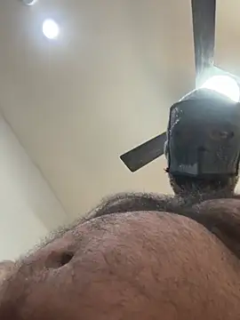 HairyDomGuy online show from February 2026 07:32:02 PM
