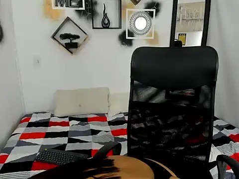 Yuleimys rosse online show from January 2026 02:50:02 AM