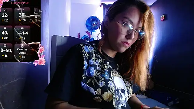 Velvet Moon33 online show from March 2026 10:13:01 PM