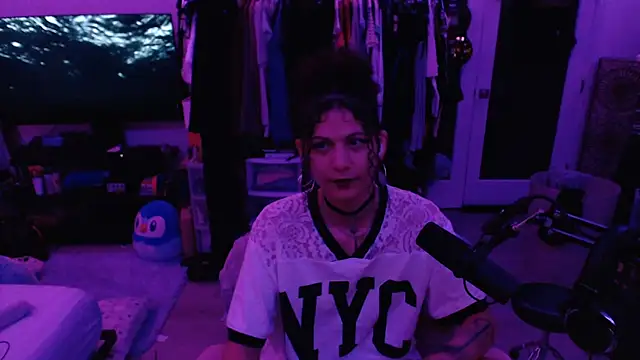 prickly priscilla online show from May 2026 04:30:02 AM