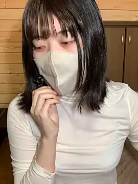 minami room online show from March 2026 12:33:11 PM